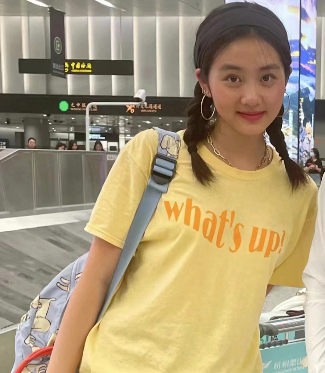 黄多多又上热搜了，这次是去美国西北大学(图1)